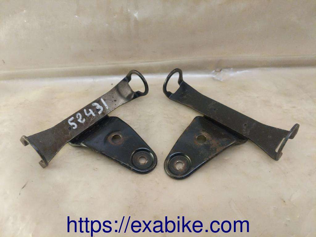 jeu de headlight stays Suzuki GT 125 - photo 1