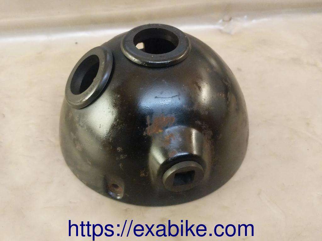 headlight casing Suzuki GT 125 - photo 3