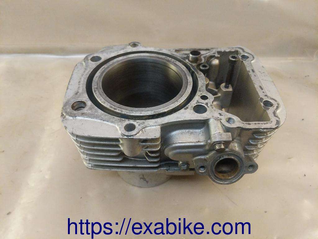cylinder, rear Suzuki Intruder 750 - photo 1