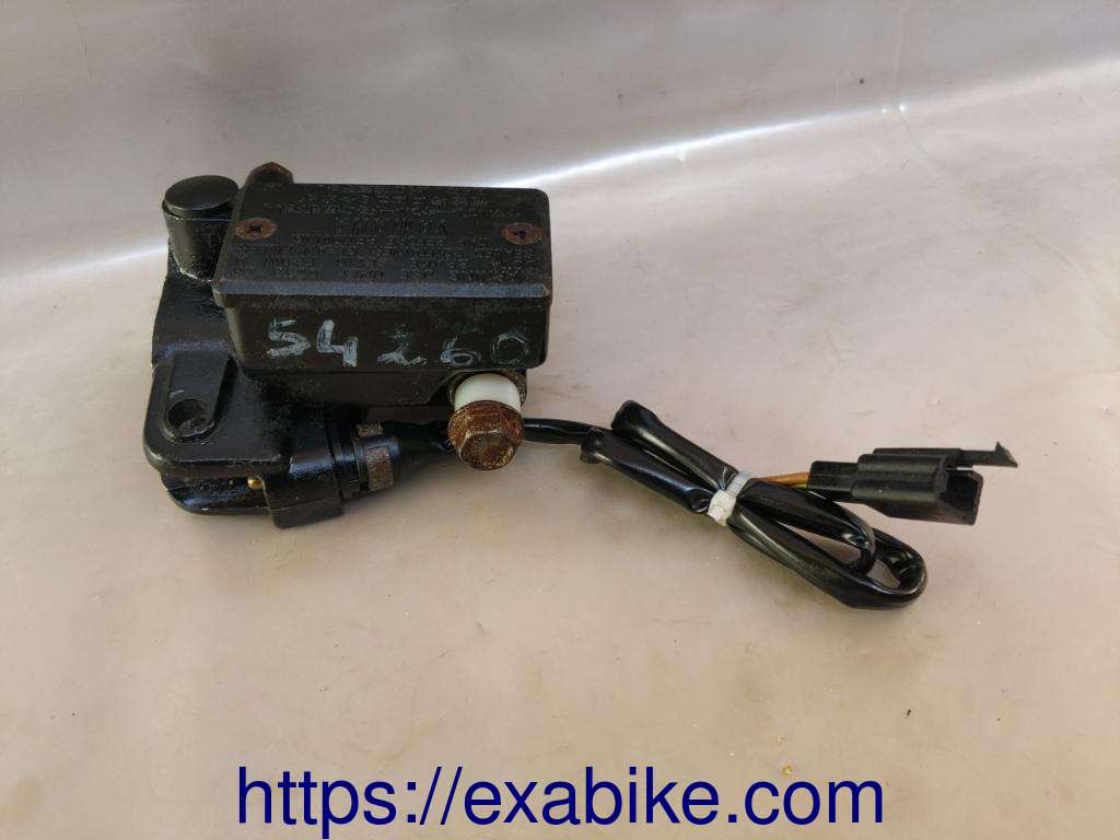 front brake master cylinder Yamaha 50 TZR - photo 2
