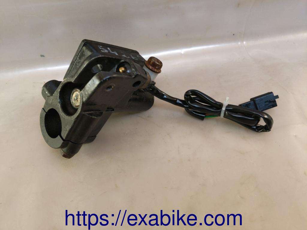 front brake master cylinder Yamaha 50 TZR - photo 3
