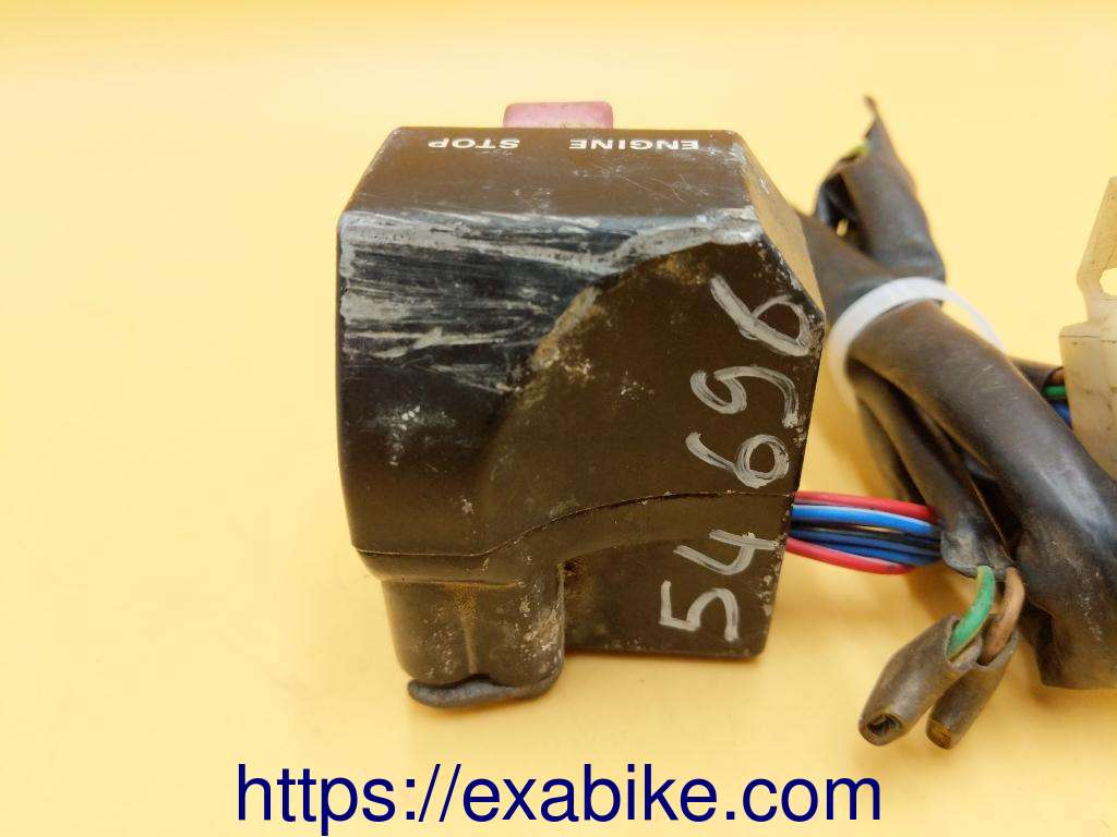 commodo droit Yamaha FZ 750 - photo 2