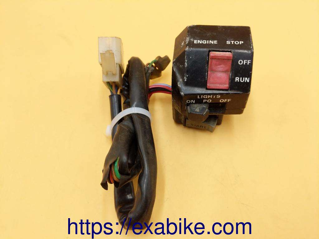 commodo droit Yamaha FZ 750 - photo 3