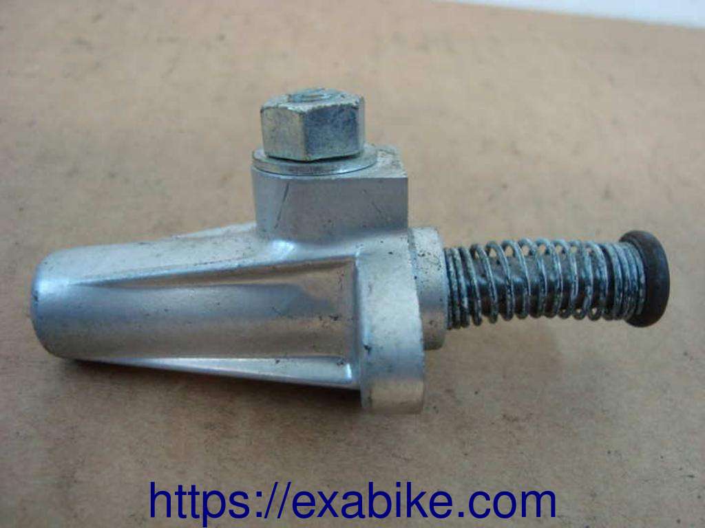camchain tensioner Suzuki GN 125 - photo 1