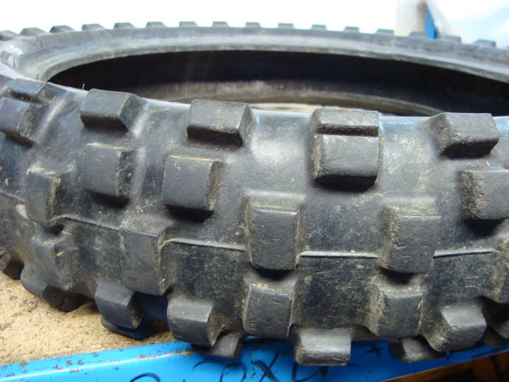 dunlop 120/80-19 Divers Pneu - photo 1
