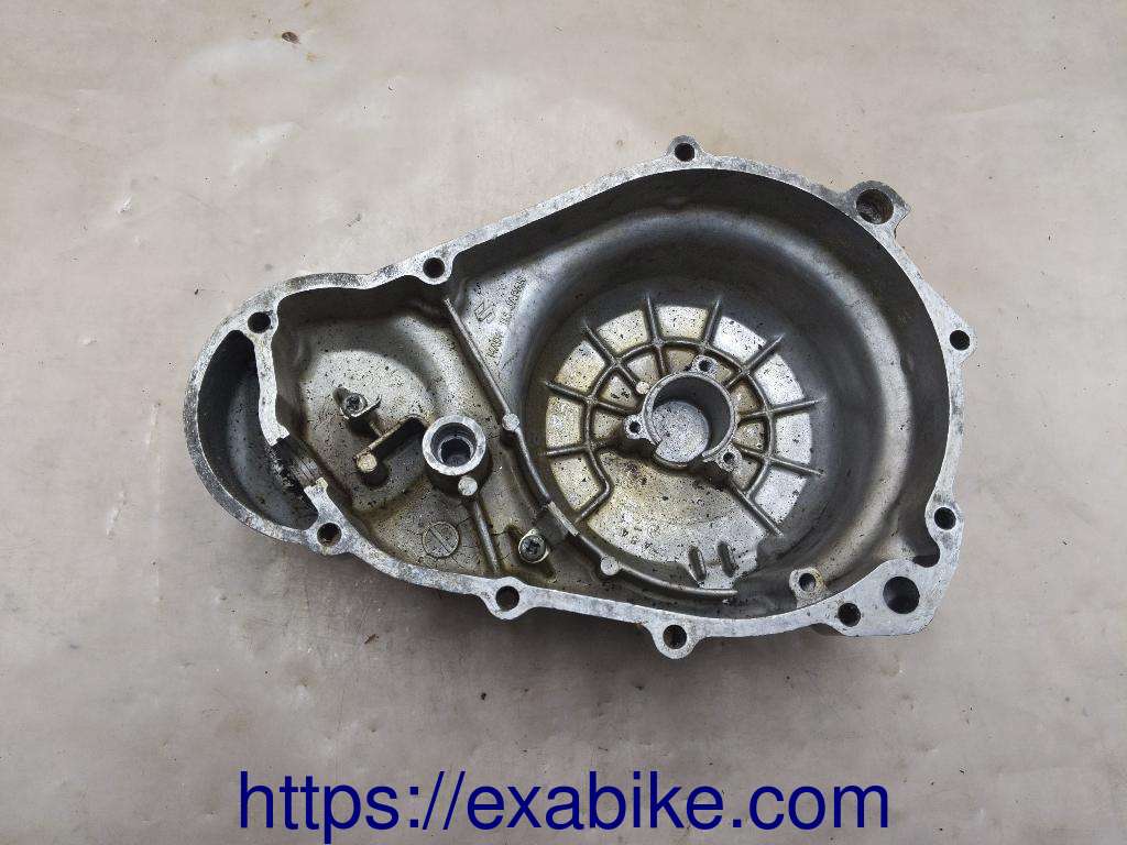 cover crankcase Suzuki GS 550 - photo 2