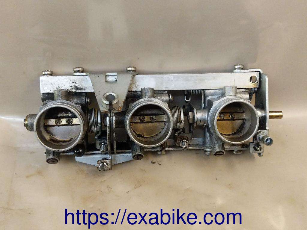 corps des papillons BMW K75 - photo 1