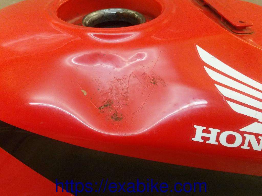 réservoir à essence Honda CBR 125 - photo 2