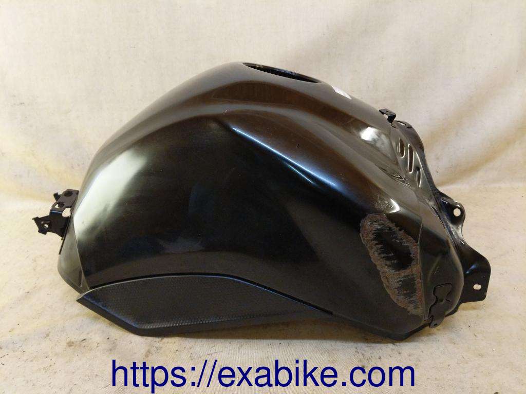 fuel tank Yamaha TDM 900 - photo 1