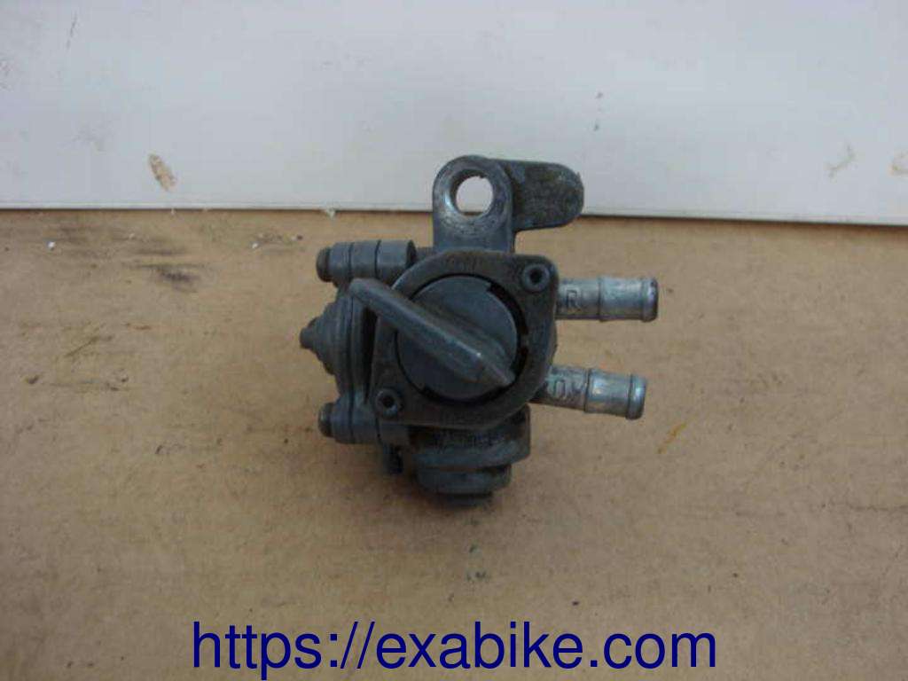 fuel tap Voir la photo ou référence modele a identifier - photo 1
