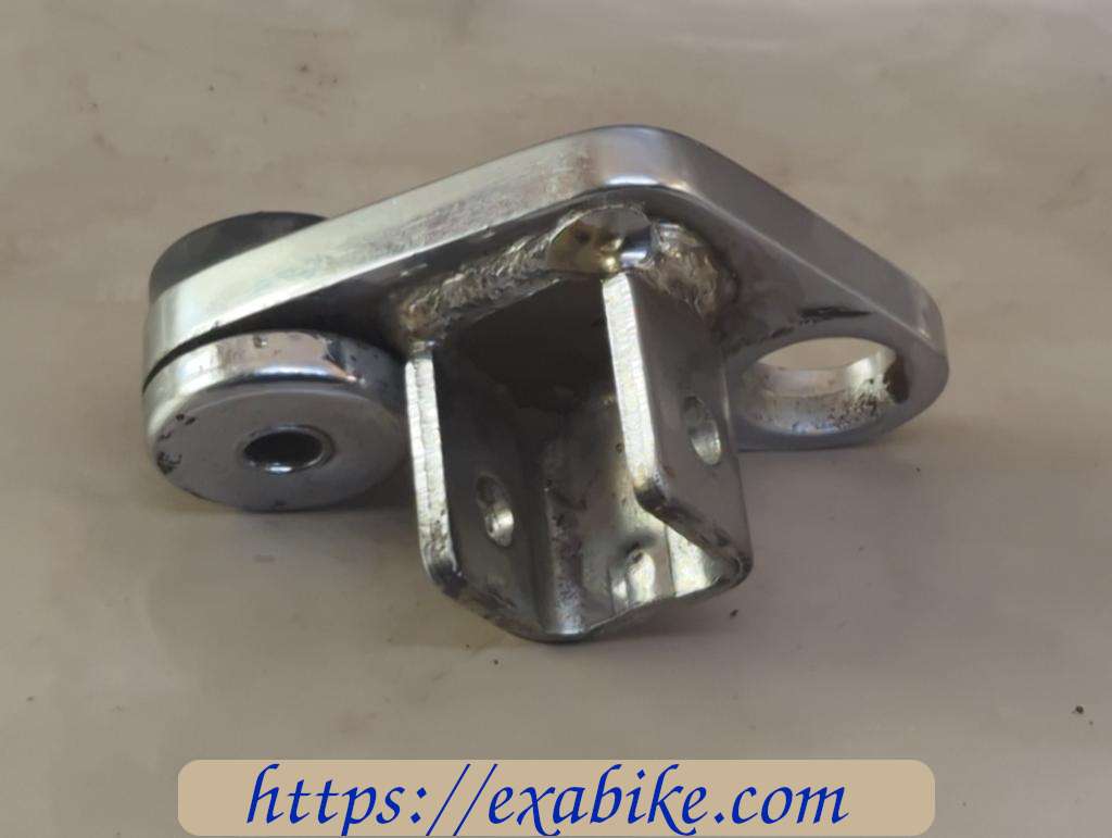 footrest hloder, front left DAELIM VT 125 - photo 1