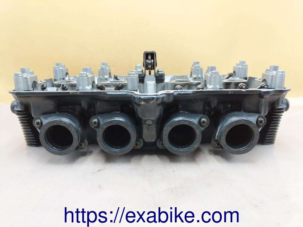 cylinder head Suzuki GSXF 750 - photo 3