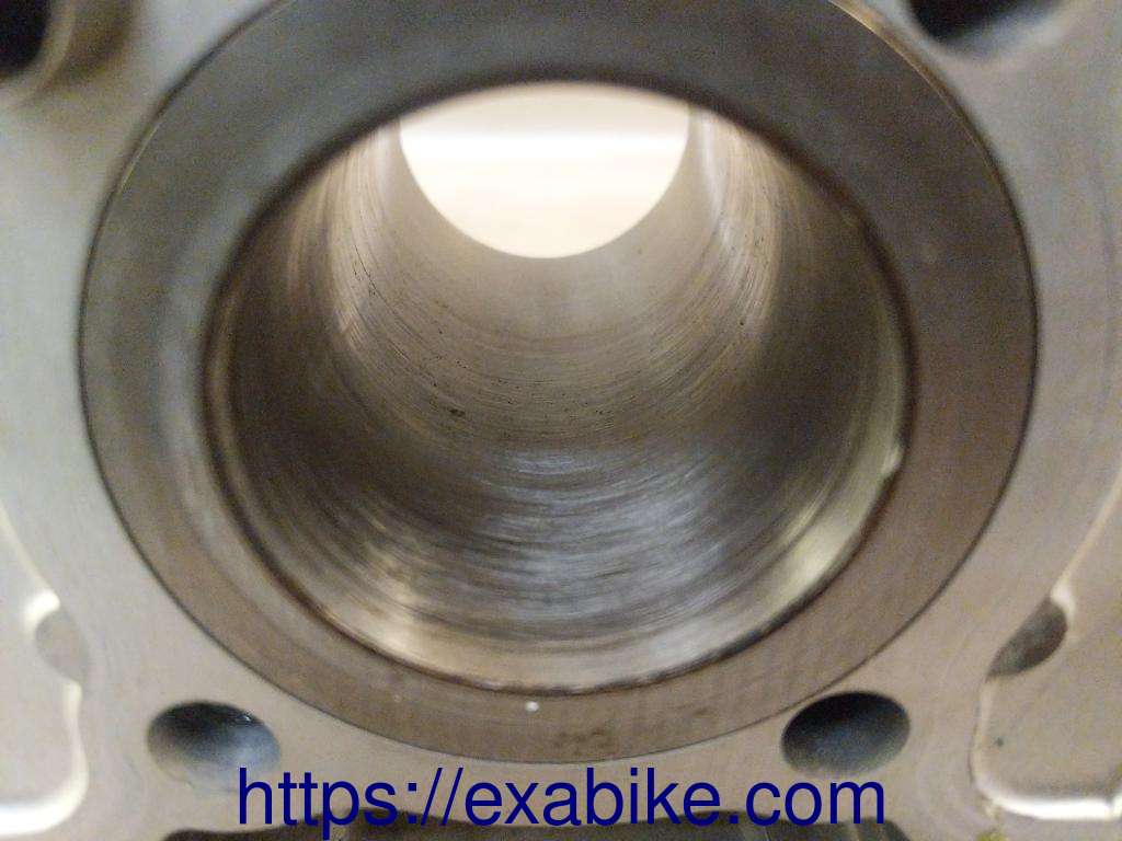 cylinder Yamaha XV 125 Virago - photo 3