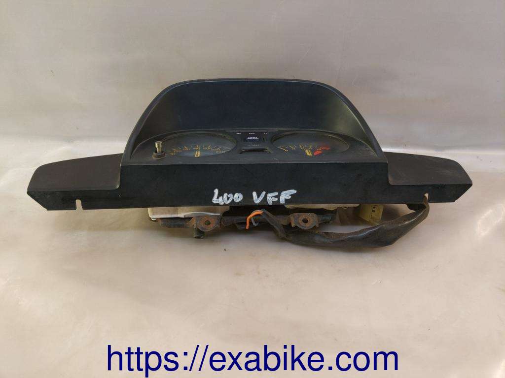 dashboard Honda VF 400 F - photo 2