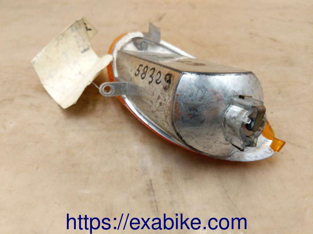 clignotant avant Yamaha 125 Majesty - photo 2