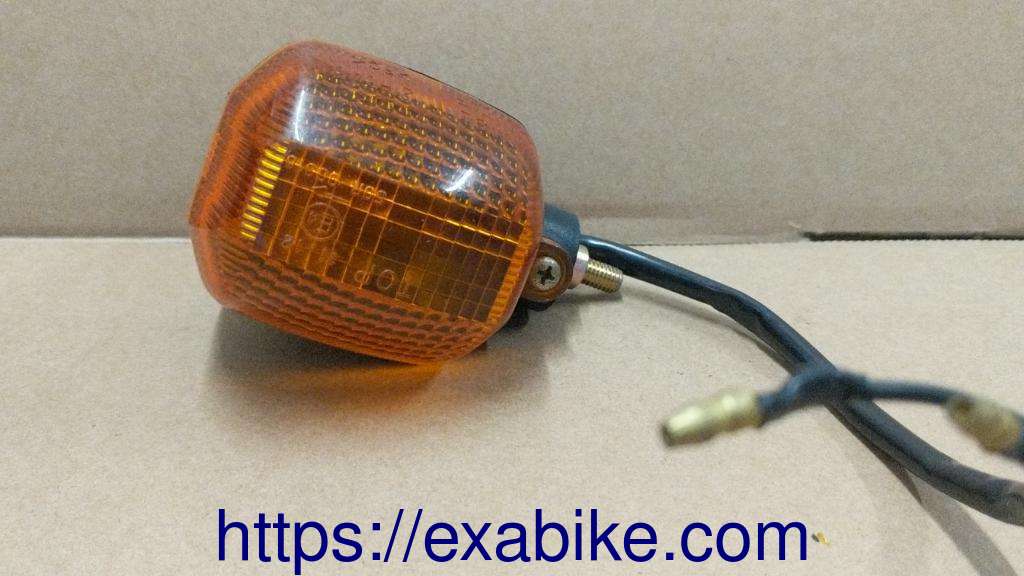 clignotant Yamaha modele a identifier - photo 1