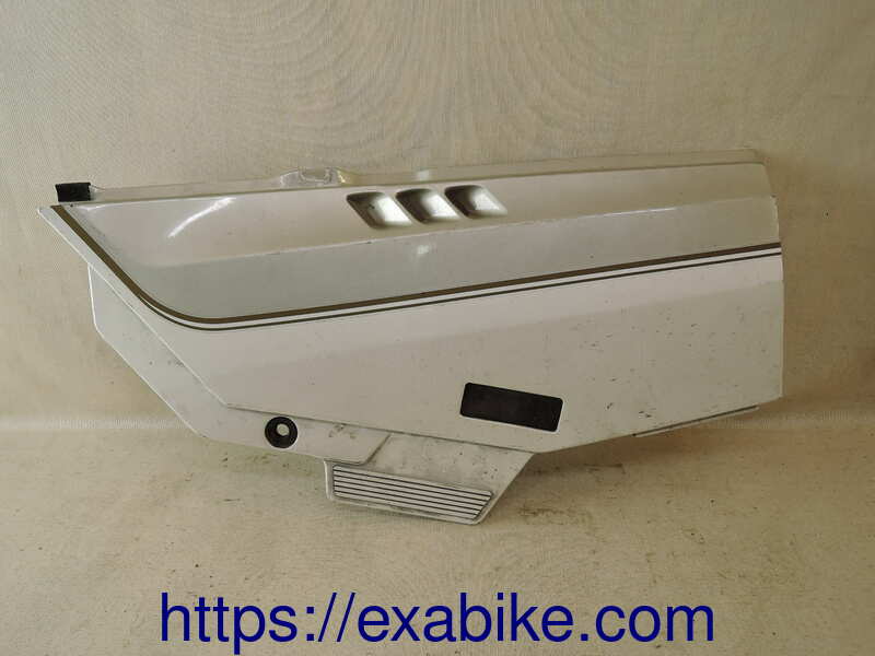 cache latéral gauche Kawasaki GPX 750 - photo 1