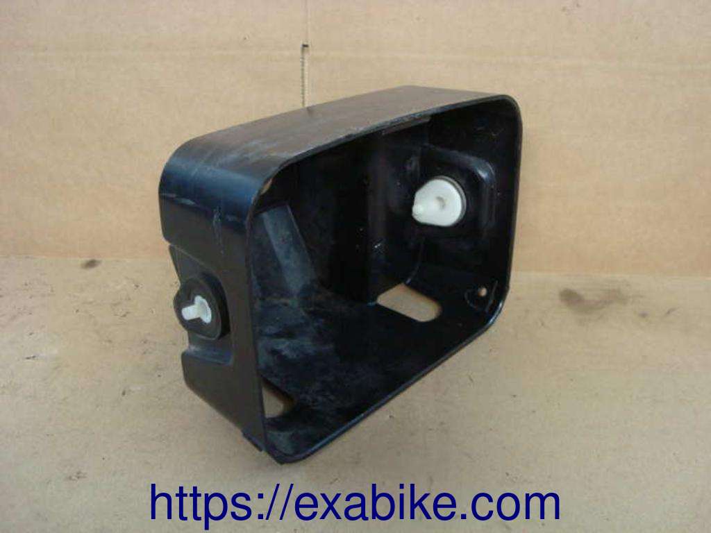 headlight casing Yamaha XZ 550 - photo 1