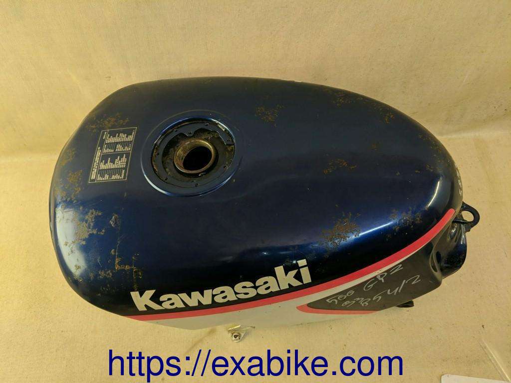 réservoir à essence Kawasaki GPZ 500 - photo 3