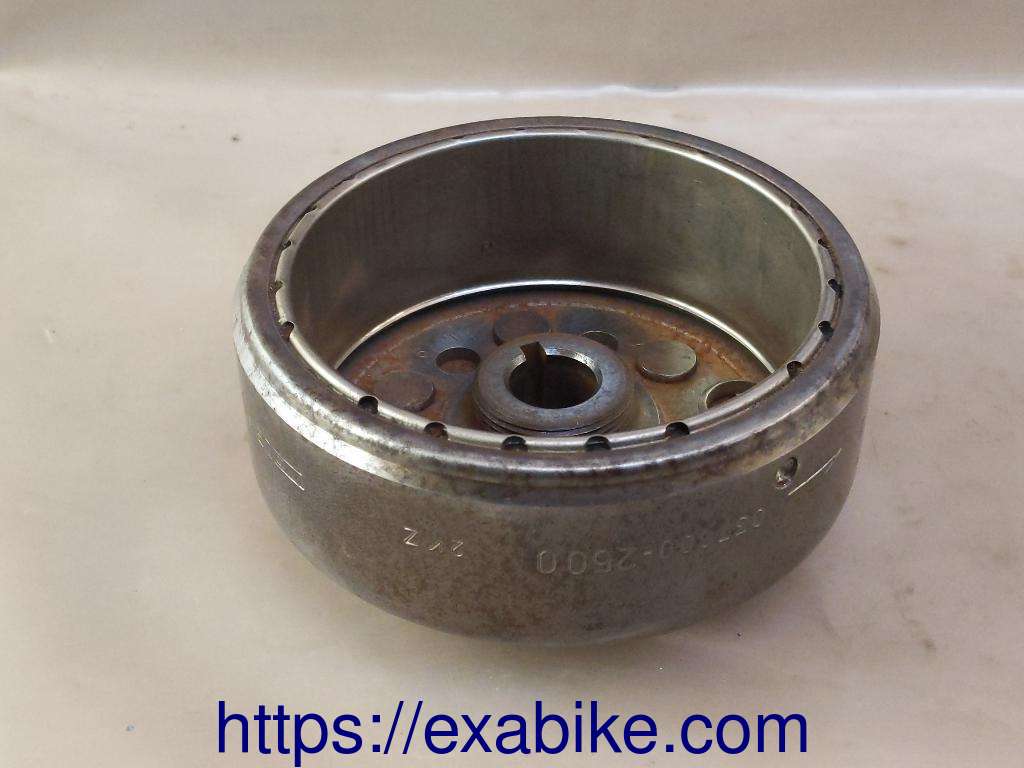 rotor flywheel Honda CRM 125 - photo 1