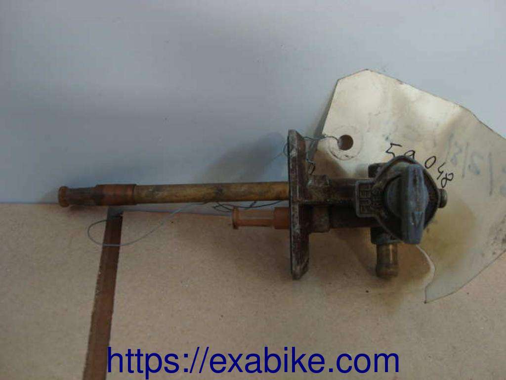 fuel tap Suzuki RG 125 - photo 1