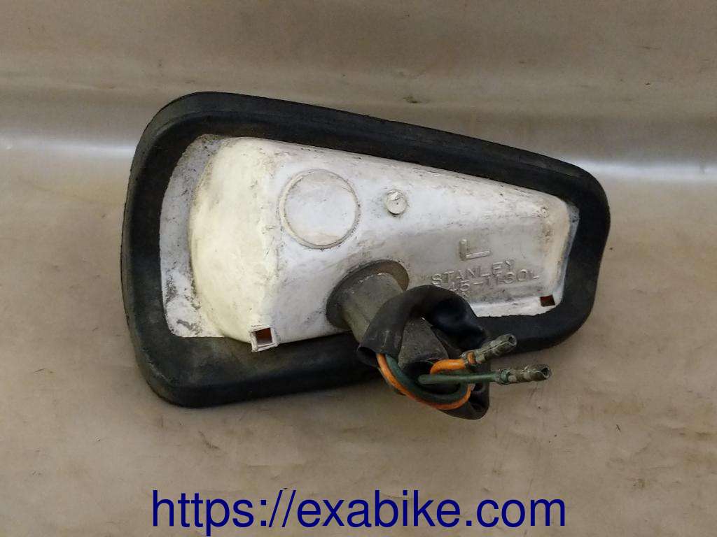 turn signal, front left Honda VT 250 - photo 2