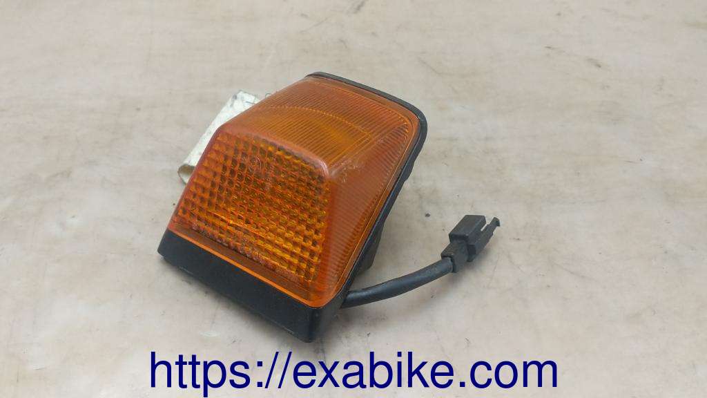 clignotant arrière gauche Kawasaki GPX-R 600 - photo 1