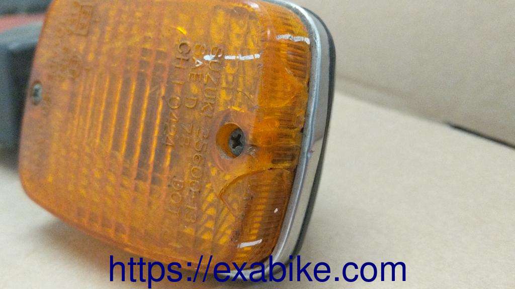 turn signal Suzuki GSX 750 - photo 2