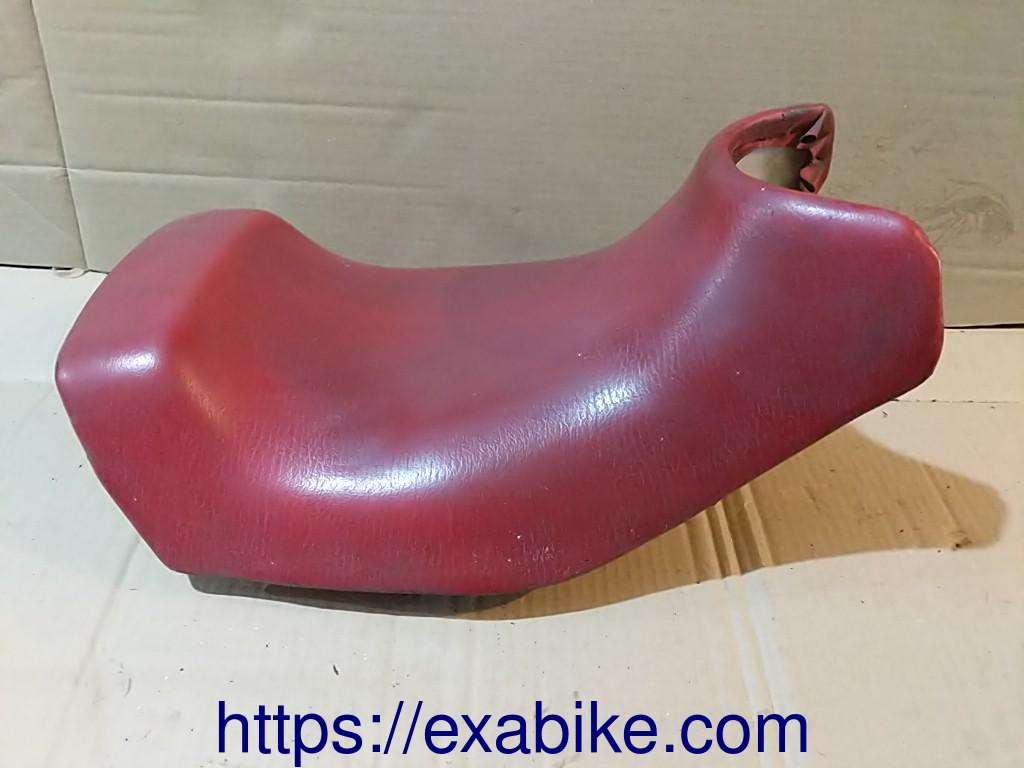 selle avant Suzuki GSXF 600 - photo 1