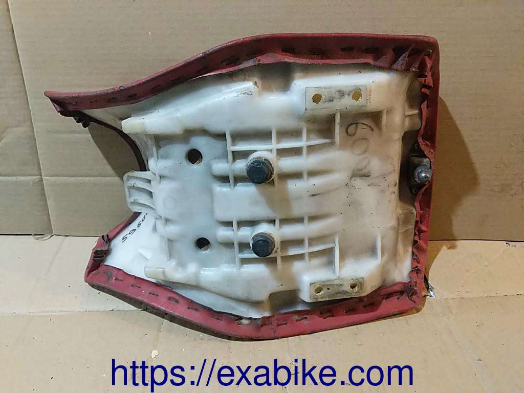 selle avant Suzuki GSXF 600 - photo 3
