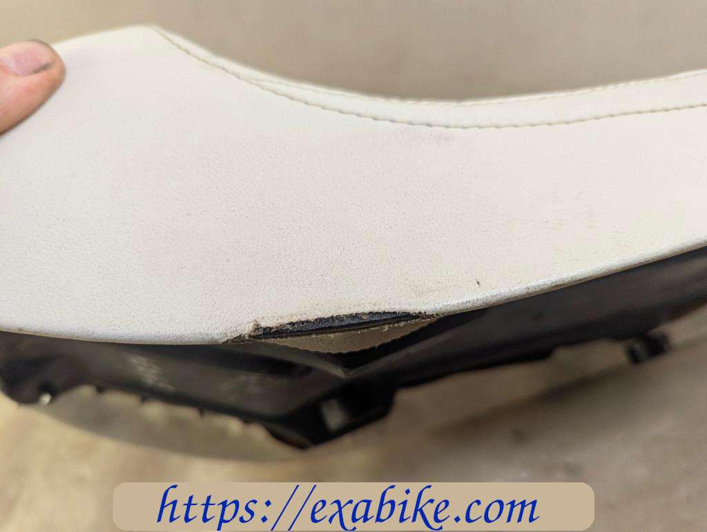 selle Giuliari Honda VF750F - photo 3