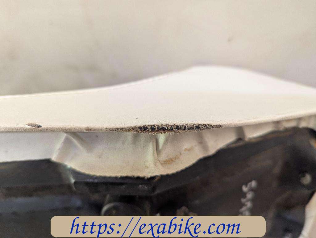 selle Giuliari Honda VF750F - photo 4