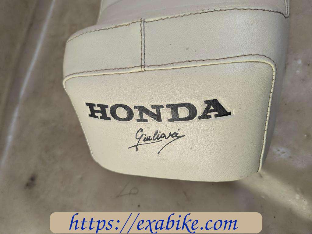selle Giuliari Honda VF750F - photo 5