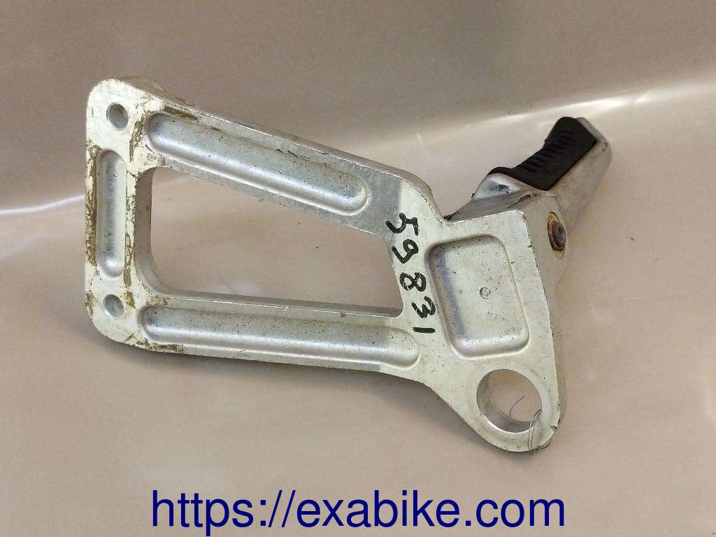 rear right older step Ducati 750 SS - photo 2