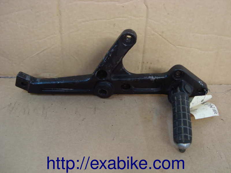 right older step Kawasaki Zephyr 550 - photo 1