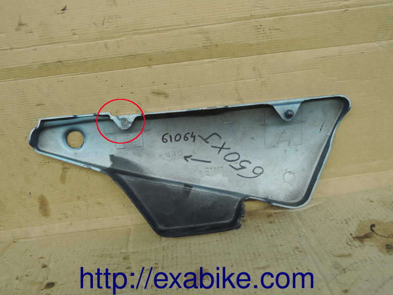 cache latéral gauche Yamaha XJ 650 - photo 2