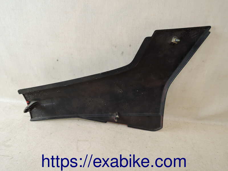 left cover Honda VF 400 F - photo 2