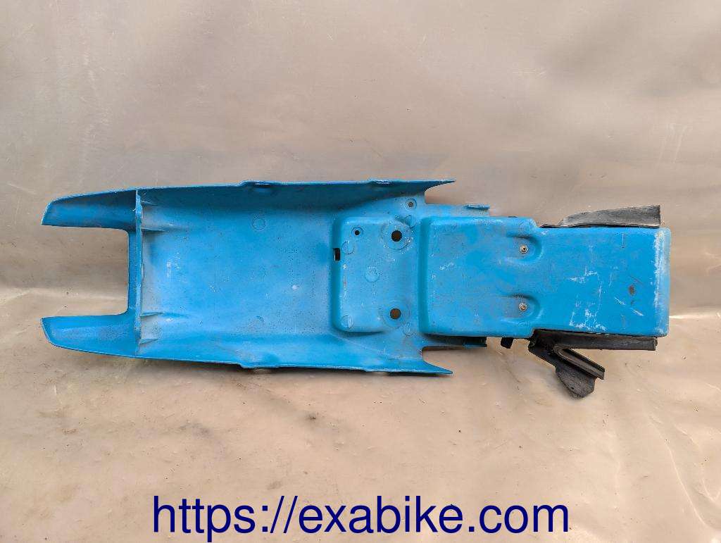 rear fender Honda NX 650 dominator - photo 3