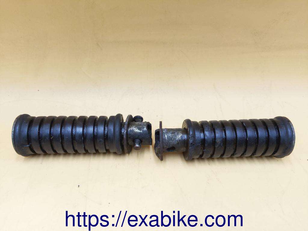 rear footrests Yamaha DTMX 80 - photo 2