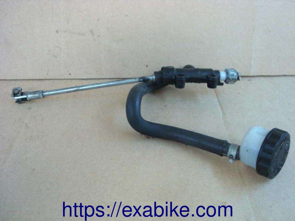 rear brake master cylinder Triumph Trophy 1200 - photo 1