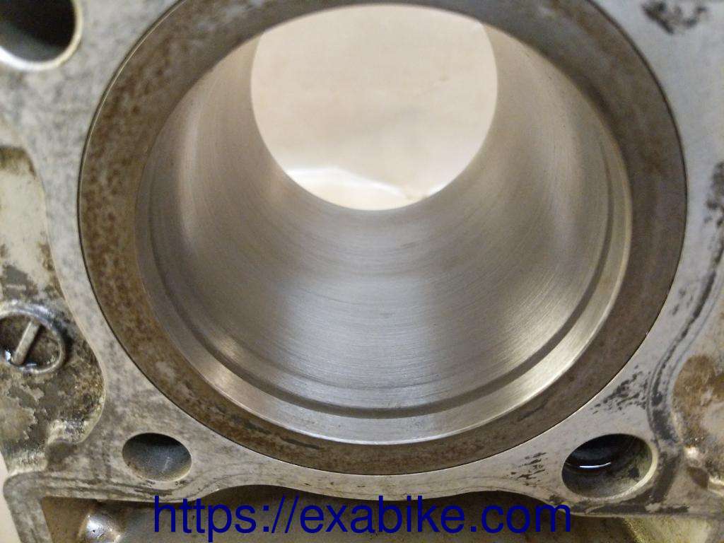 cylinder rear + piston Yamaha XV 500 - photo 3