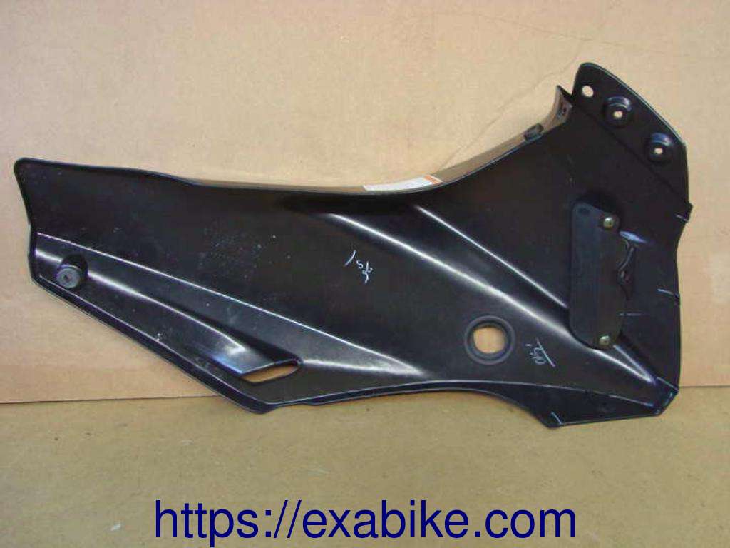 left upper cowl Suzuki Bandit 1200 - photo 2