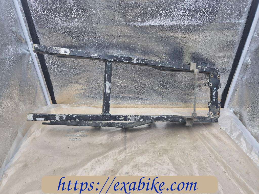arrière de cadre Kawasaki GPX 750 - photo 1