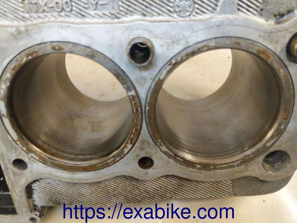 cylinder blocs Yamaha FJ 1200 - photo 3