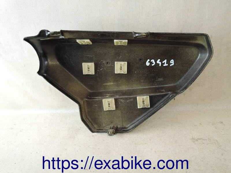 cache latéral droit Honda CX 400 - photo 2