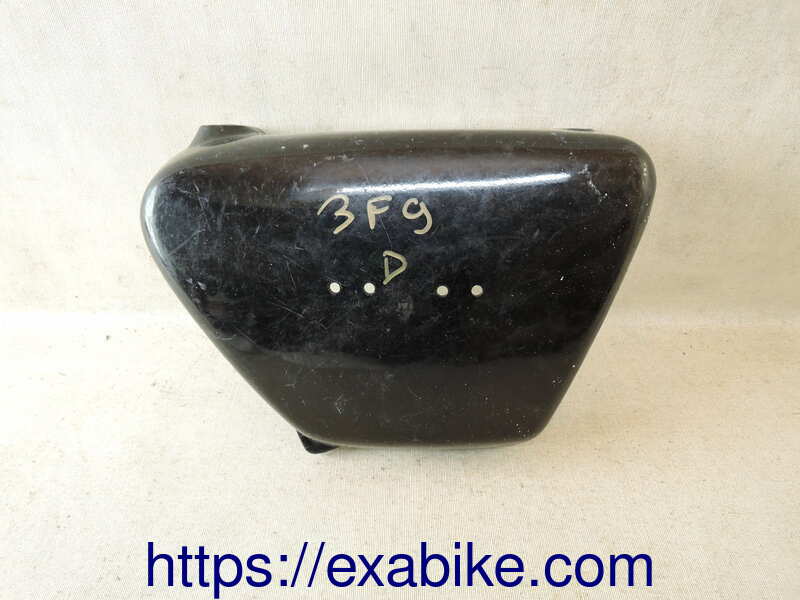 right cover Yamaha XS 400 - photo 1