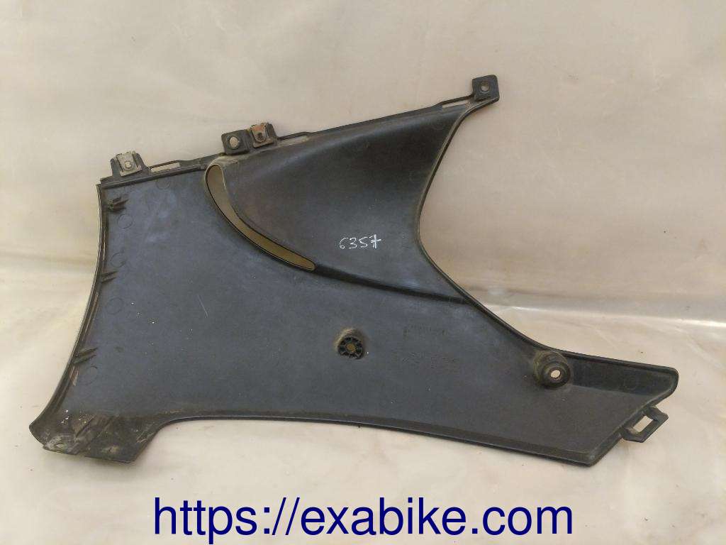 1/2 lower cowl, right Honda CBR 900 - photo 2
