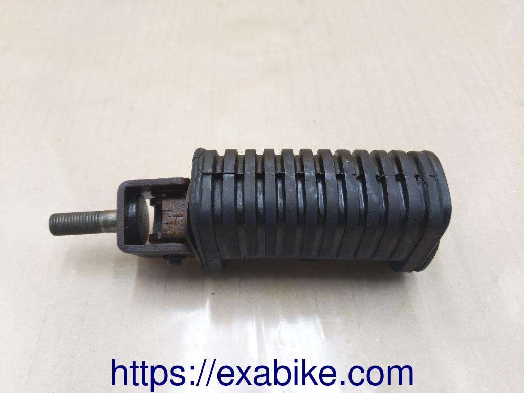 right footrest Yamaha XS 1100 - photo 1