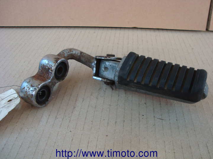 footrest right Suzuki GSX 750 - photo 1