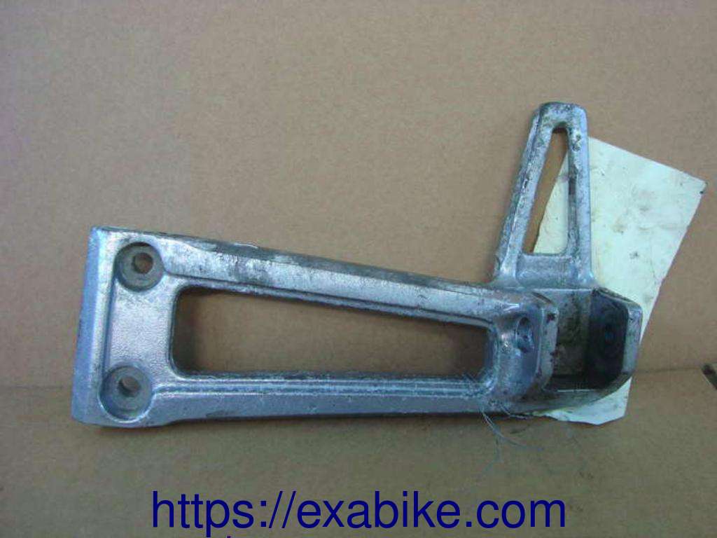 rear older step Yamaha TDR 250 - photo 1